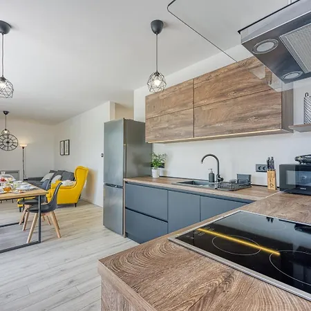 Modern Ana With Jacuzzi And Pool Διαμέρισμα Πόρετς