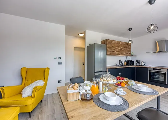 Appartamento Modern Ana With Jacuzzi And Pool