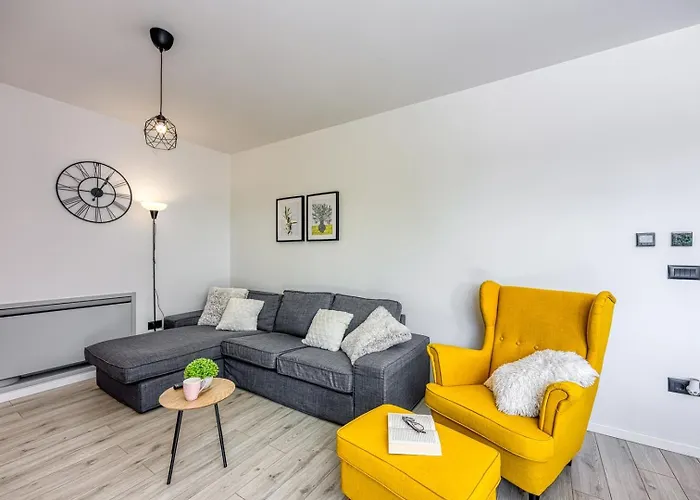 Apartment Modern Ana With Jacuzzi And Pool Poreč